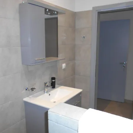Apartment Spλces