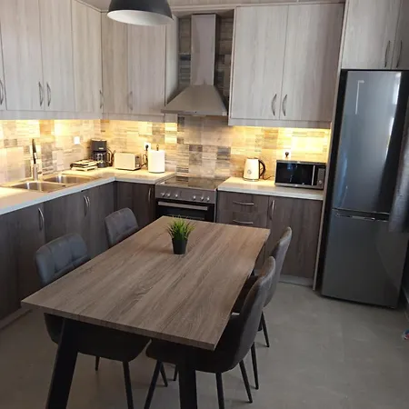 Spλces Apartment *